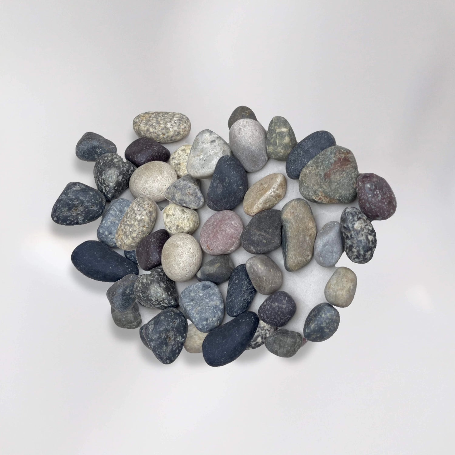Grava de canto rodado, ideal para senderos, jardines y filtración.